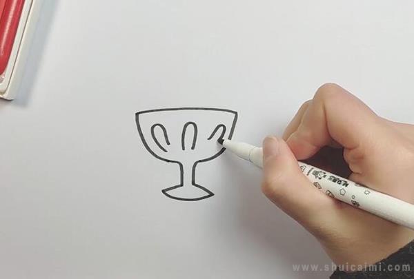 蛋糕简笔画怎么画 蛋糕简笔画好看