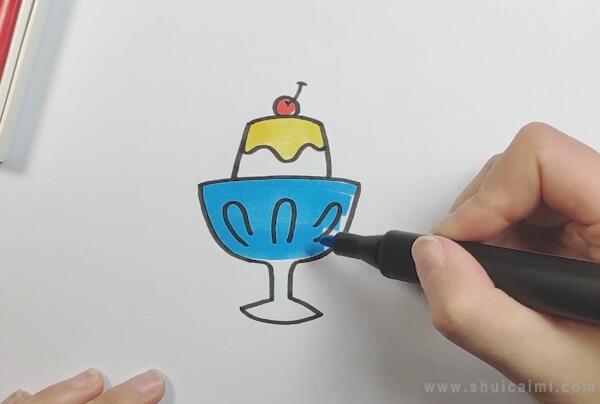 蛋糕简笔画怎么画 蛋糕简笔画好看