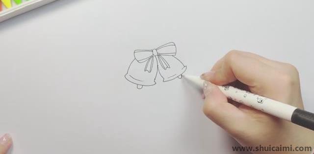 圣诞铃铛儿童简笔画怎么画 圣诞铃铛儿童画简单又好看